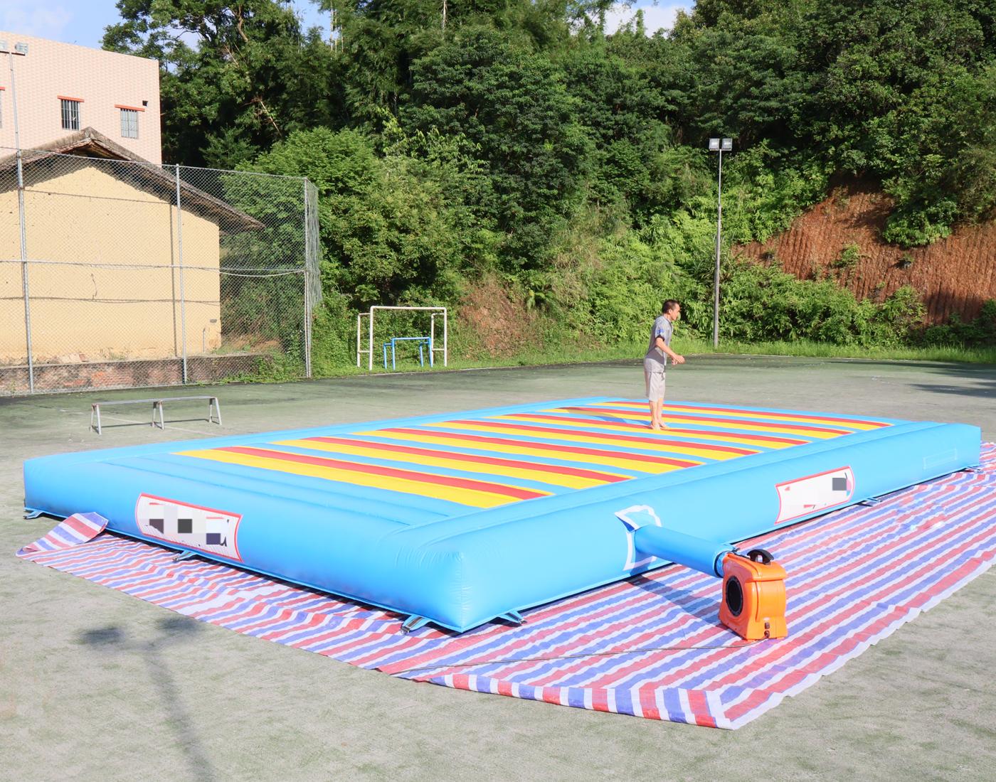 Opblaasbaar springkussen voor  - Kids Outdoor Jump House recensie en prijs
